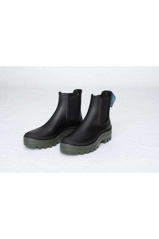 Bota agua Kaki Igor