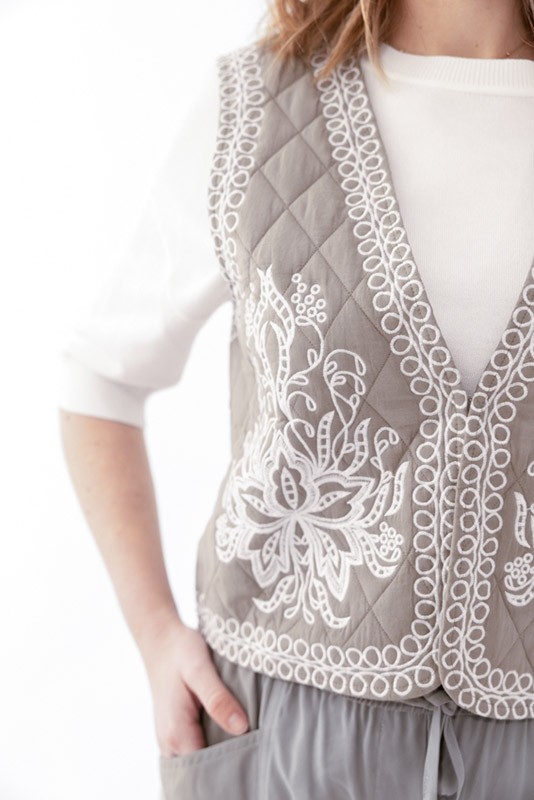 Chaleco Effina B Young