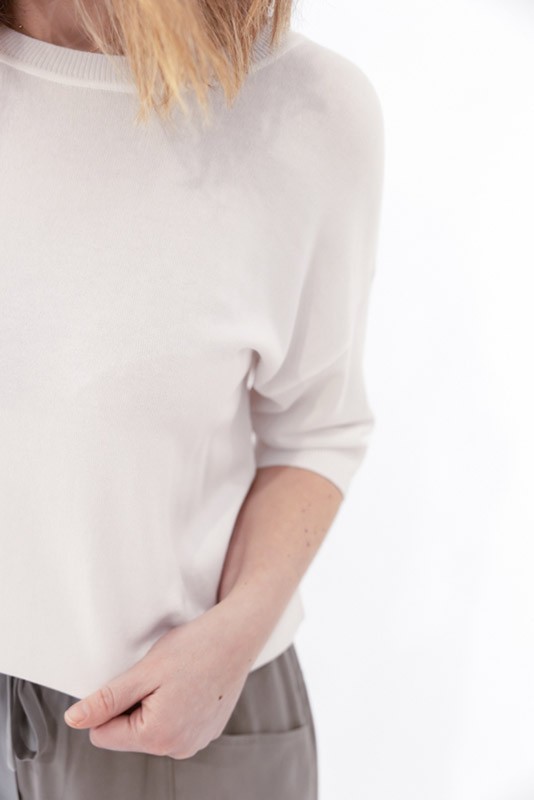 Jersey Morla White B Young