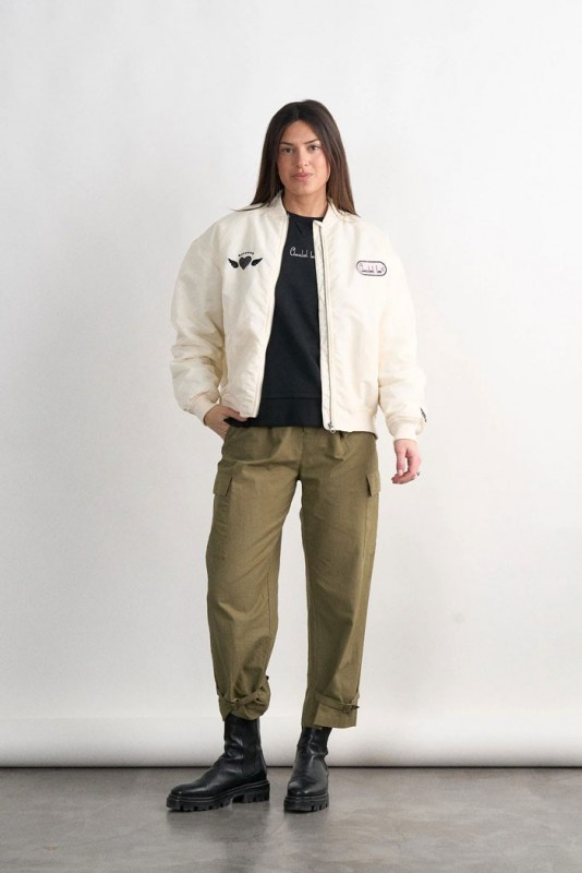 Bomber Poder Femenino Anabel Lee