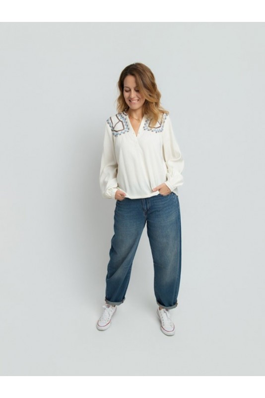 Blusa Irisa B Young