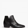 Botin Alaska Tachas Negro