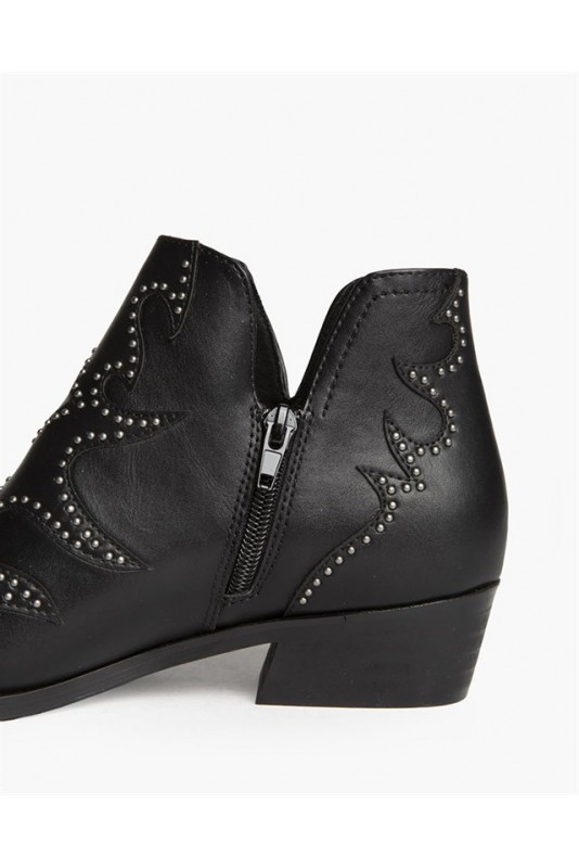 Botin Alaska Tachas Negro